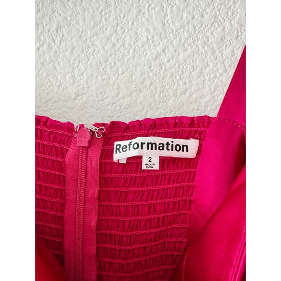 NWT Reformation Fonda Silk Satin Mini Dress in Rhubarb Size 2 - Picture 3 of 7